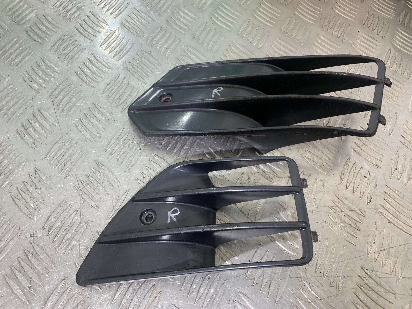 SUZUKI RF900 RF 900 RIGHT INSPECTION PANELS YEAR 1994-1999 CMB1326