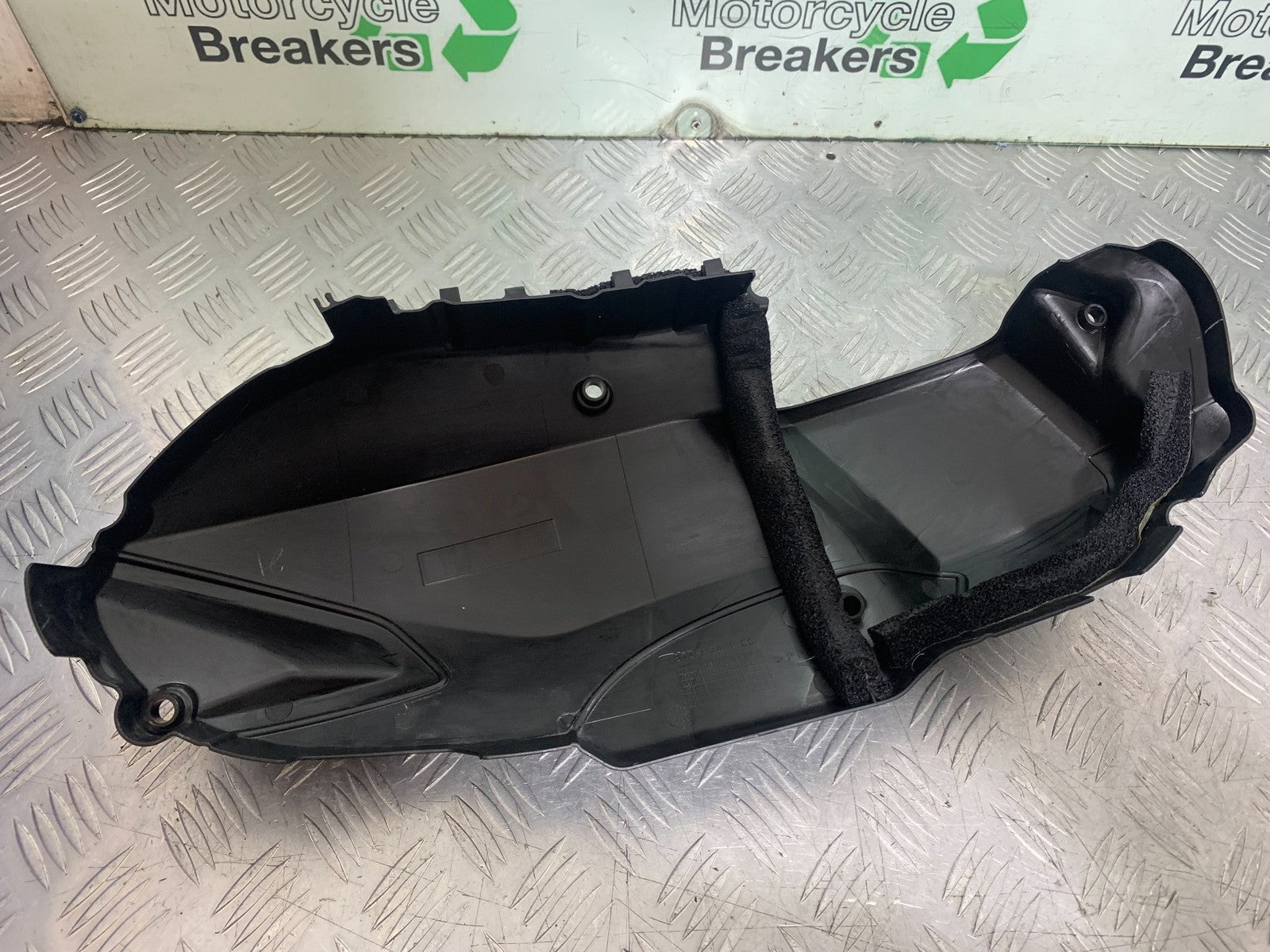 YAMAHA XMAX 300 ENGINE COVER YEAR 2017-2020 (CMB1218)