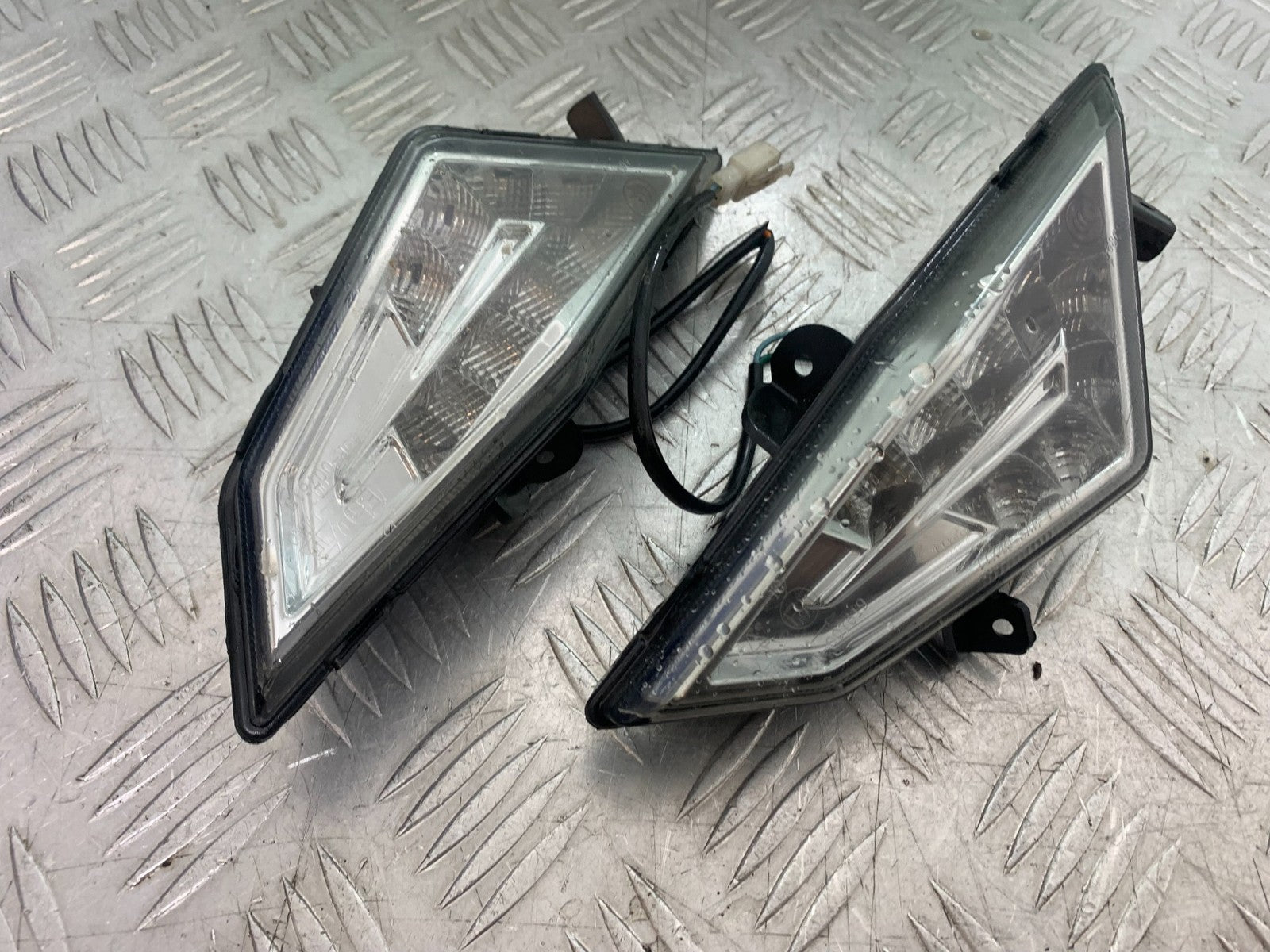 NECO ALEXONE 125 REAR INDICATORS  YEAR 2016-2022  (CMB1273)