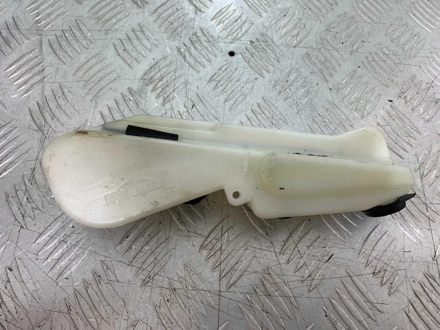 TRIUMPH 955i SPRINT ST COOLANT BOTTLE  YEAR 1999-04 (CMB1230)
