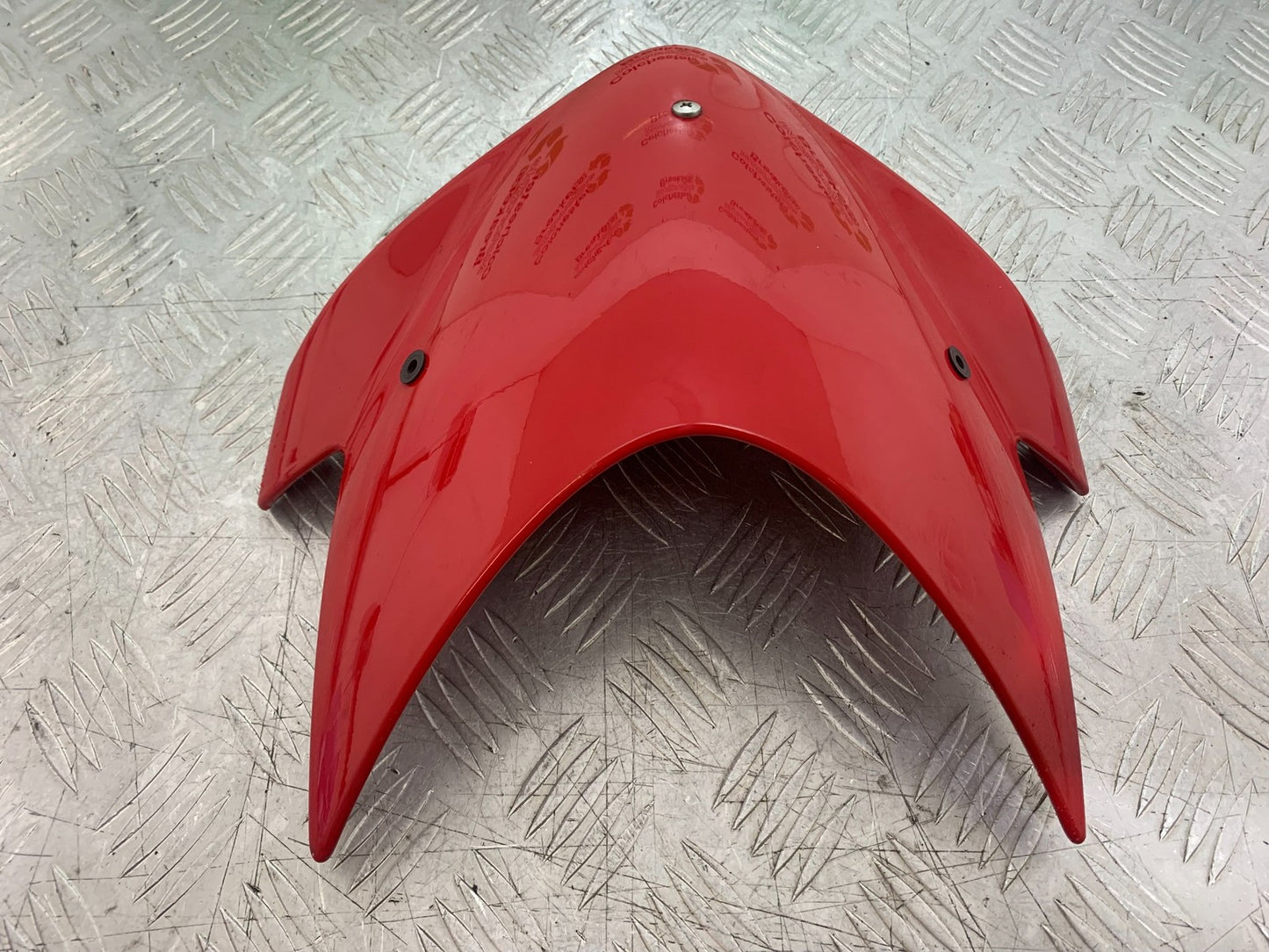 TRIUMPH 675 STREET TRIPLE R HEADLIGHT FAIRING   YEAR 2013 - 2016 (CMB1221)