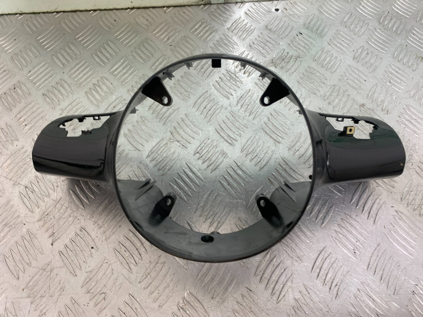 PIAGGIO VESPA GT125 L HEADLIGHT PANEL  YEAR 2003 (CMB1300)
