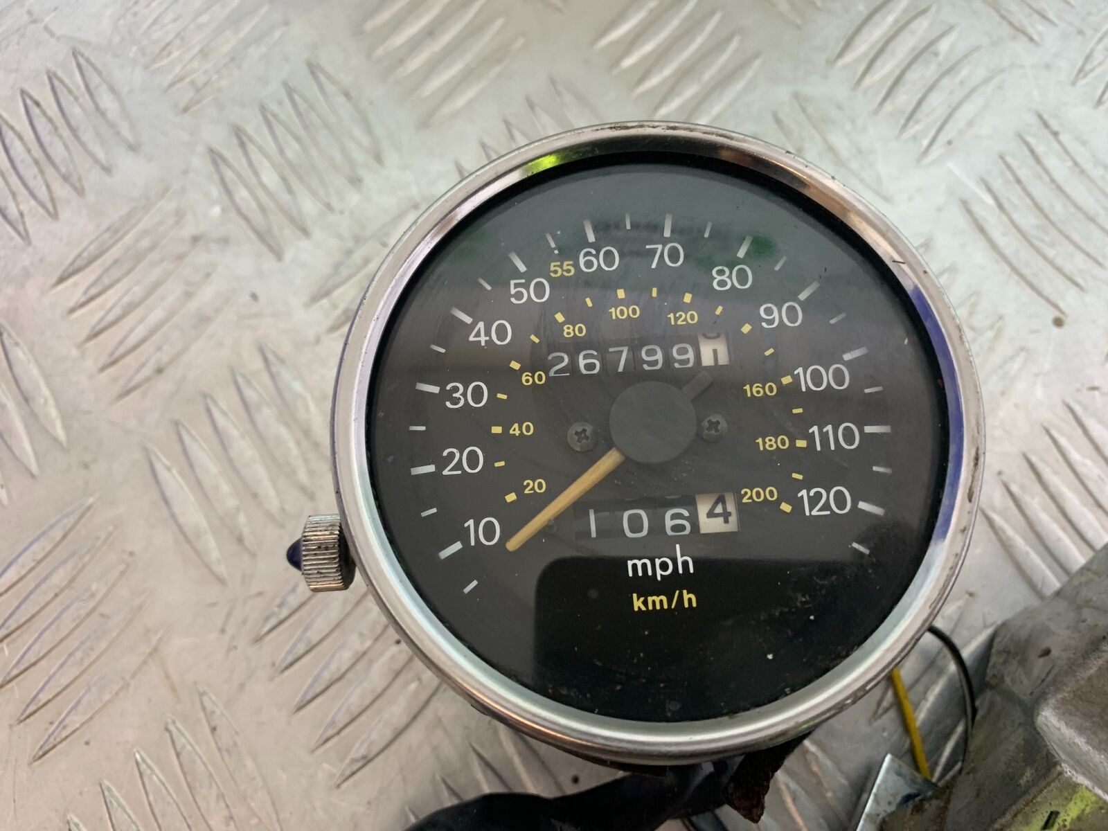 SUZUKI VS1400 VS 1400 INTRUDER  CLOCKS SPEEDO DASH   YEAR 1988 (CMB1077)