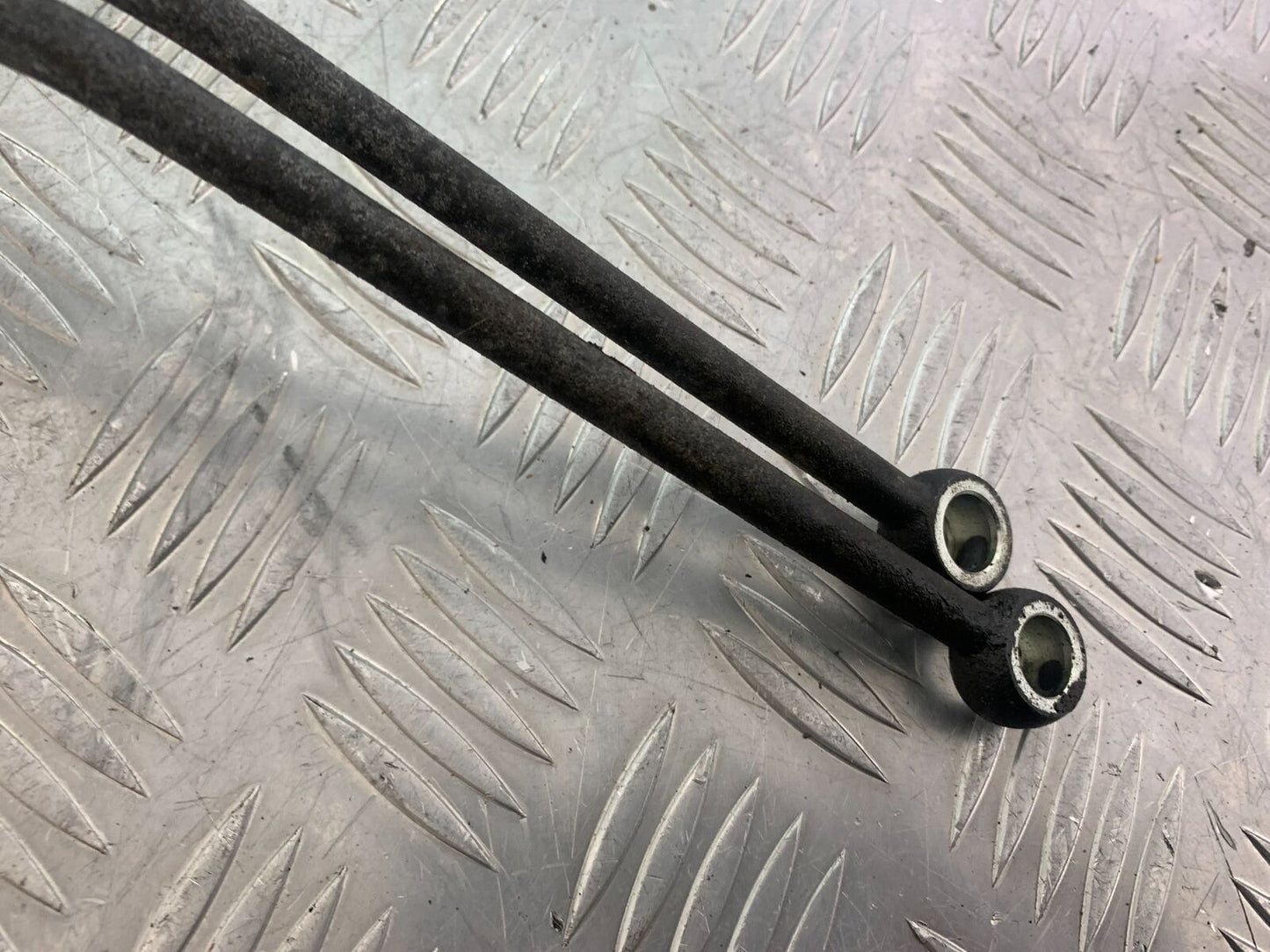 TRIUMPH 955i SPRINT ST OIL COOLER AND LINES  YEAR 1999-2004 (CMB1124)
