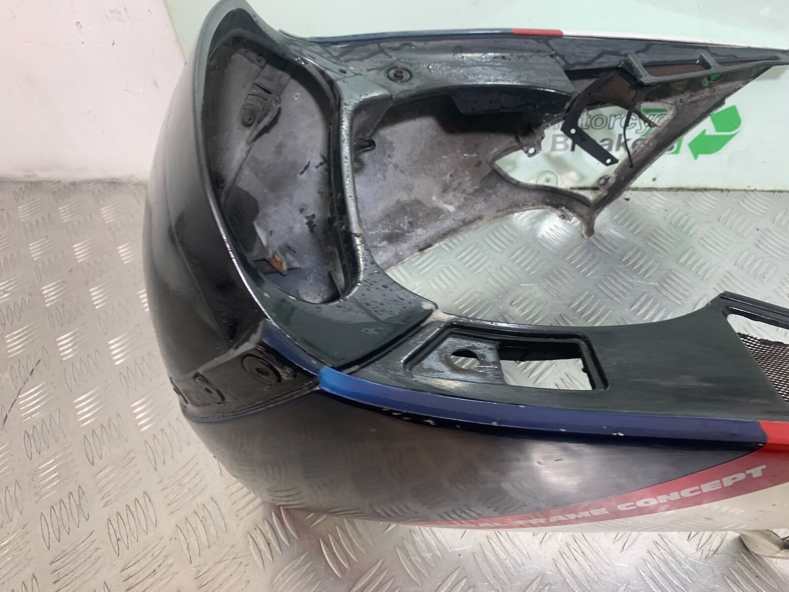 YAMAHA FJ1100 FJ 1100 TOP FAIRING   YEAR 1984-1985 (CMB1101)