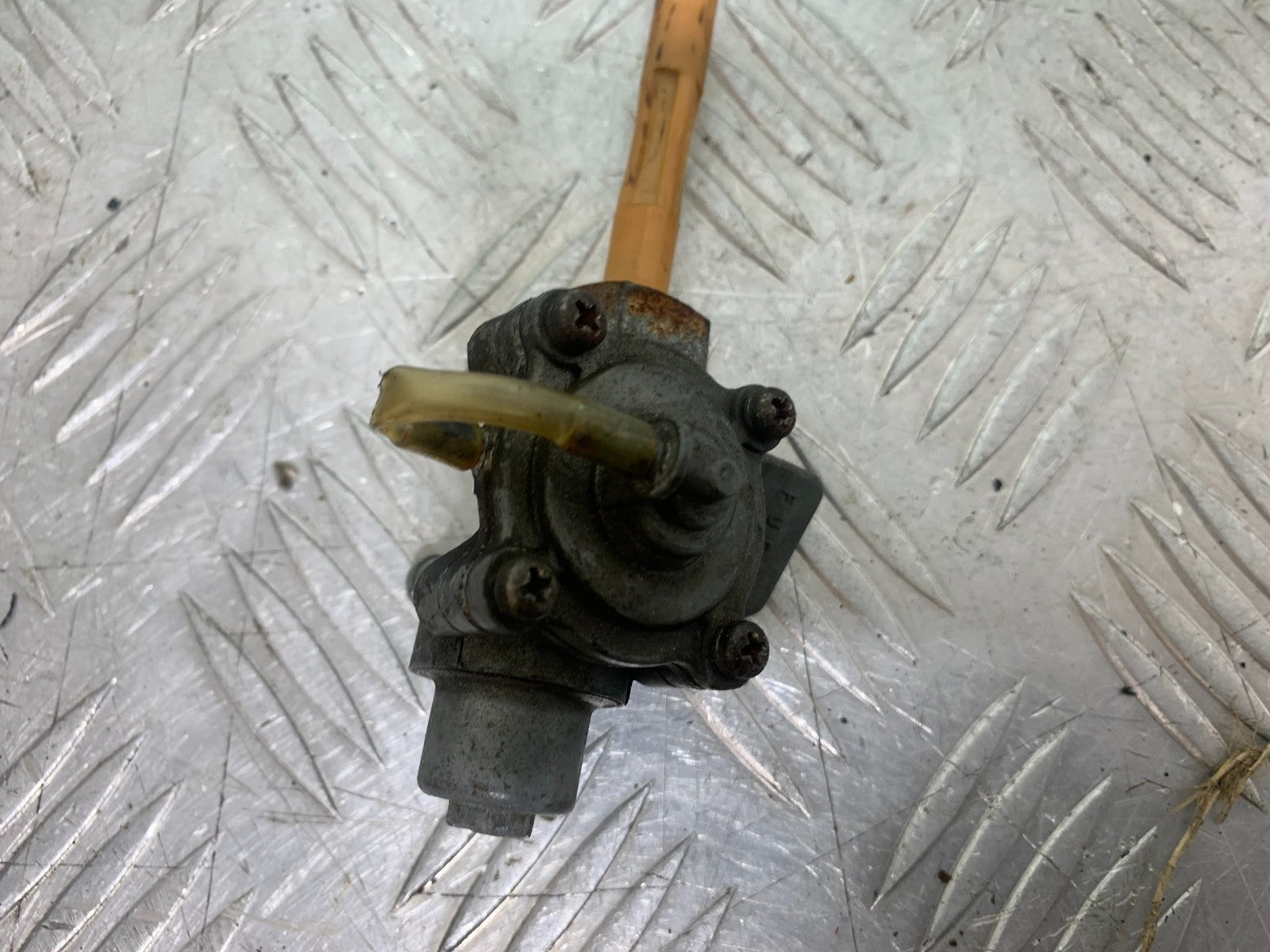 HONDA GL500 GL 500 SILVERWING PETROL TAP   YEAR 1981-82 (CMB1168)