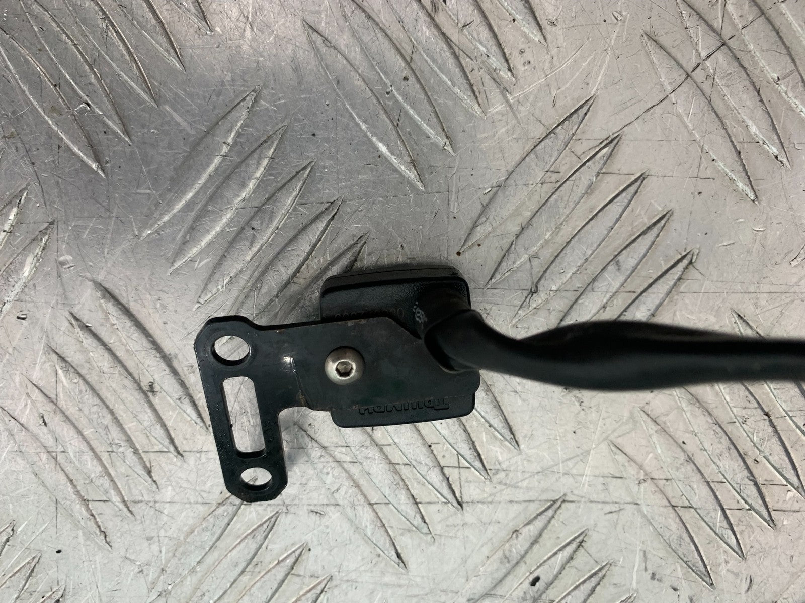 TRIUMPH 675 STREET TRIPLE RX HEATED GRIP SWITCH   2015- 2017 (CMB1299)