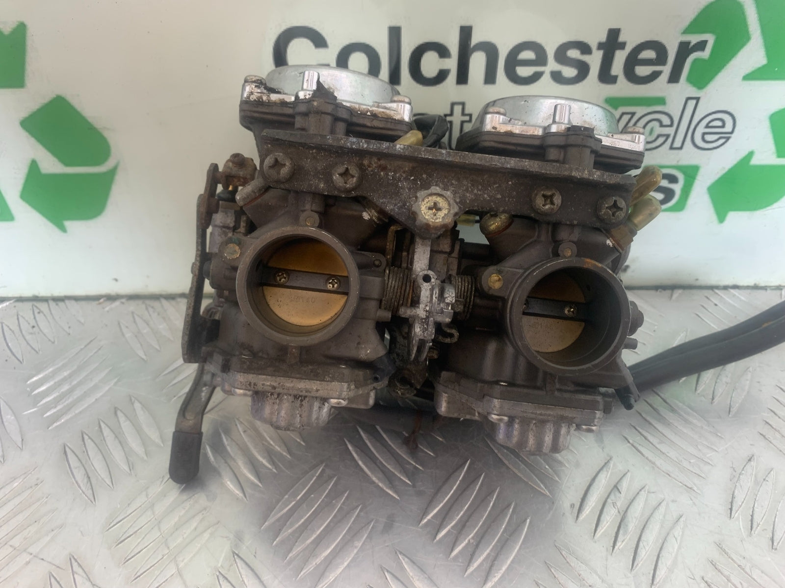 YAMAHA XV535 XV 535 VIRAGO CARBS  YEAR 1994-02 (CMB1139)