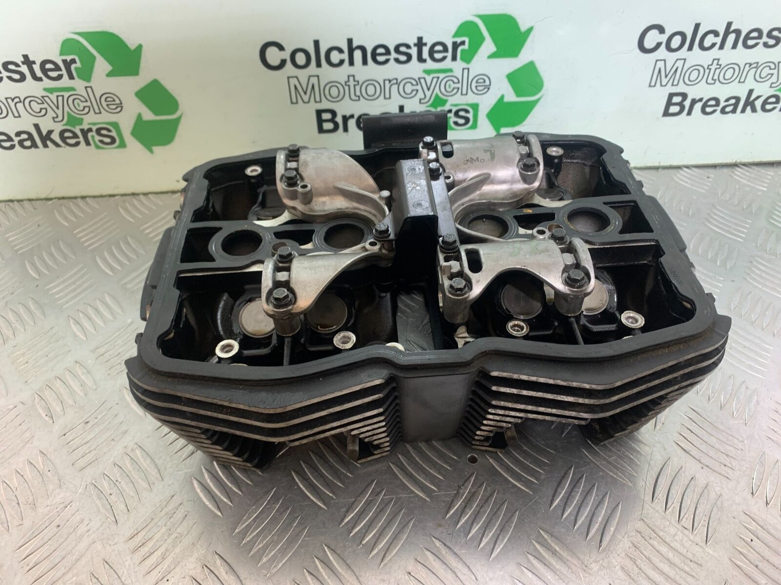 TRIUMPH THUNDERBIRD 1600 CYLINDER HEAD   YEAR 2011 (CMB1107)