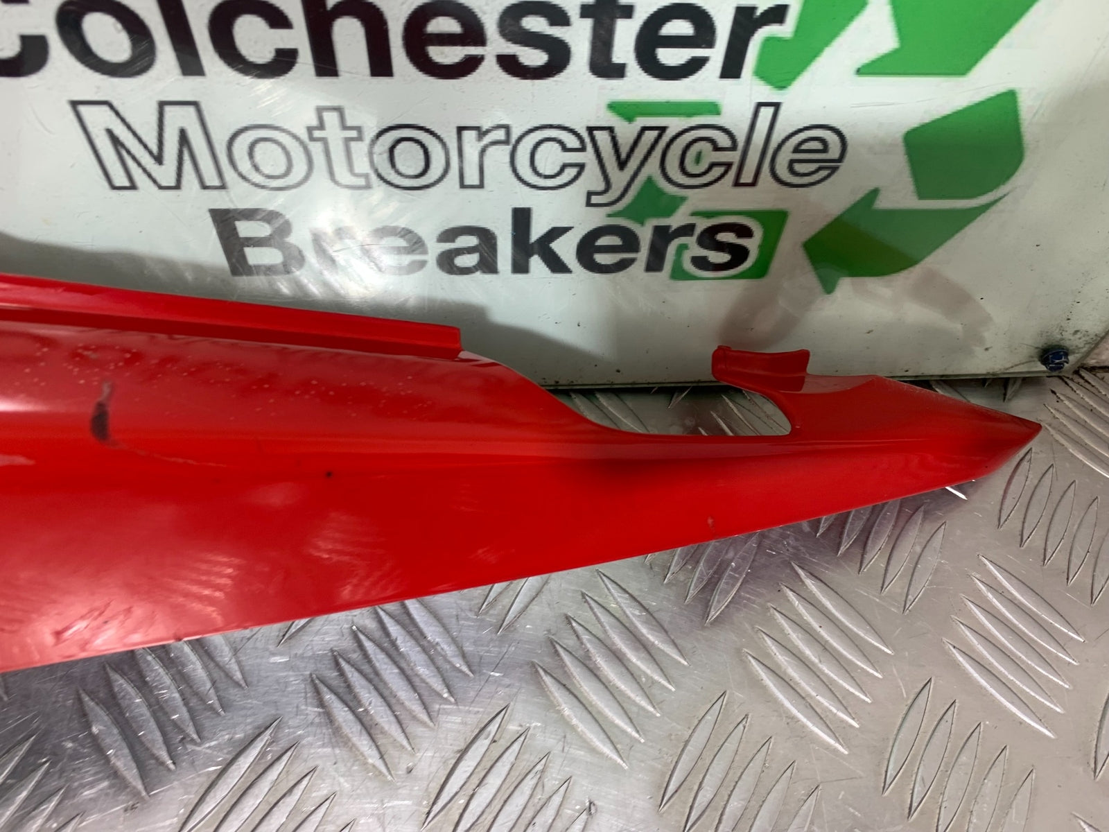 HONDA CBR500R CBR 500 R RIGHT SEAT PANEL  YEAR 2012-16 (CMB1151)