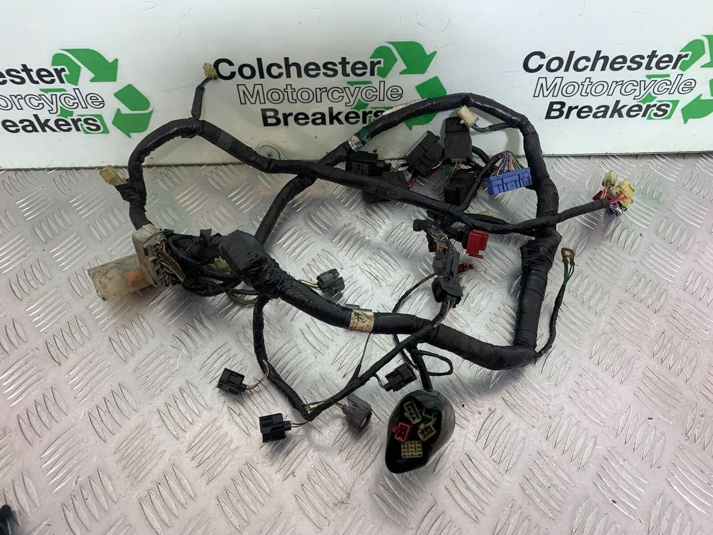 HONDA CBR1100 BLACKBIRD WIRING LOOM  YEAR 1999-2005  (CMB1103)