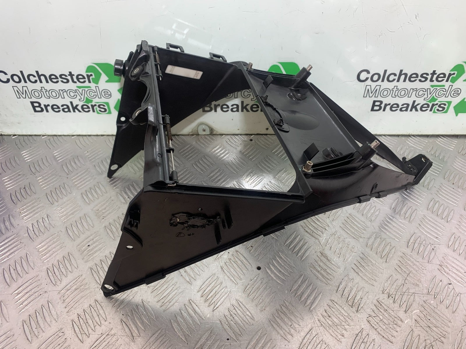 DUCATI 1299 PANIGALE FAIRING V PIECE COOLANT BOTTLE  YEAR 2016 (CMB 1187)