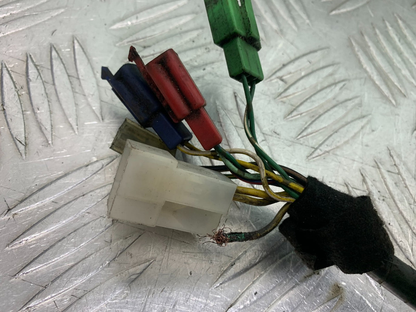 HONDA CB600 CB 600 HORNET WIRING LOOM  YEAR 1998-2002 (CMB1297)