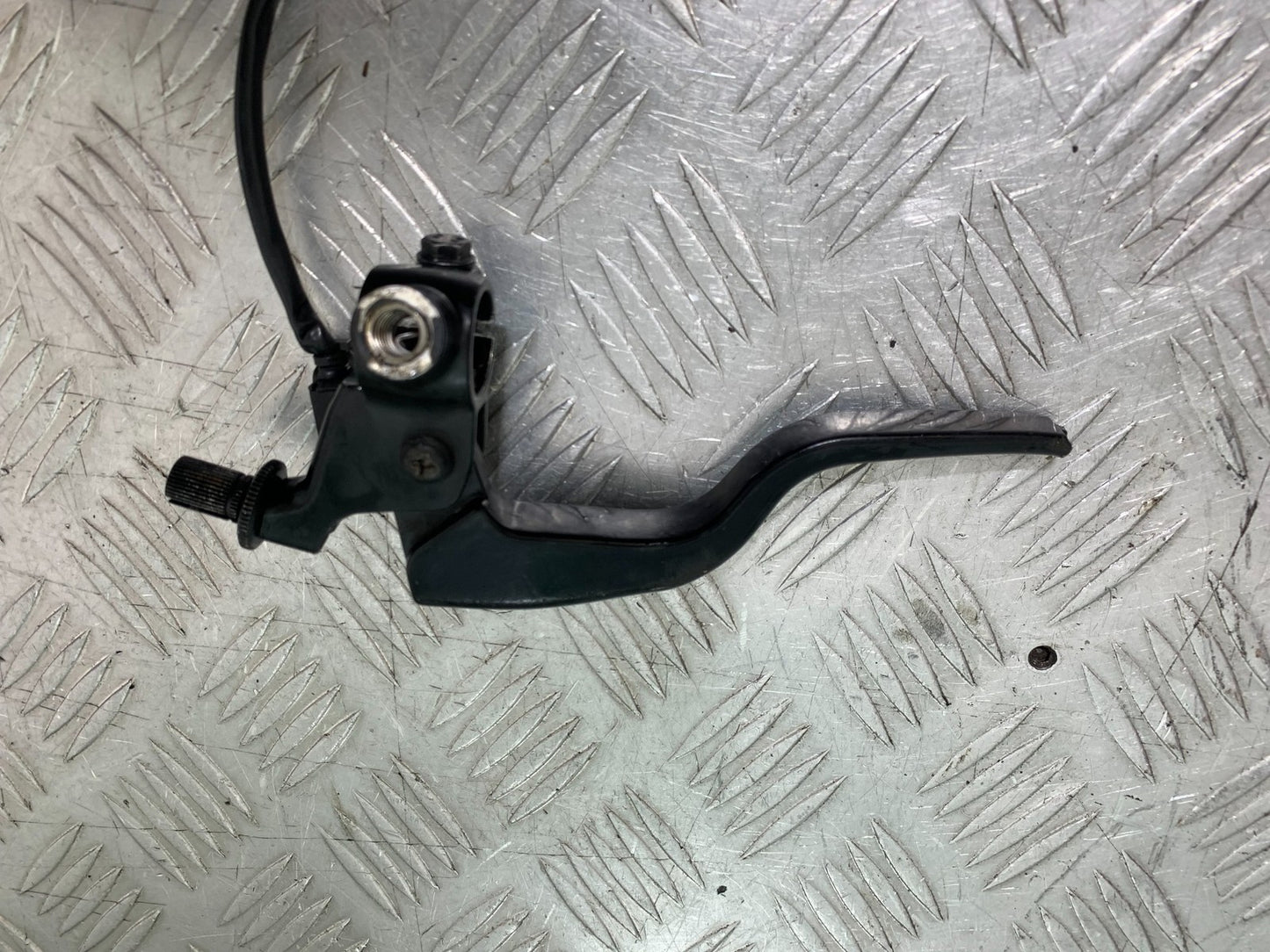KTM DUKE 125 CLUTCH LEVER BRACKET    YEAR 2017-2022 (CMB1274)