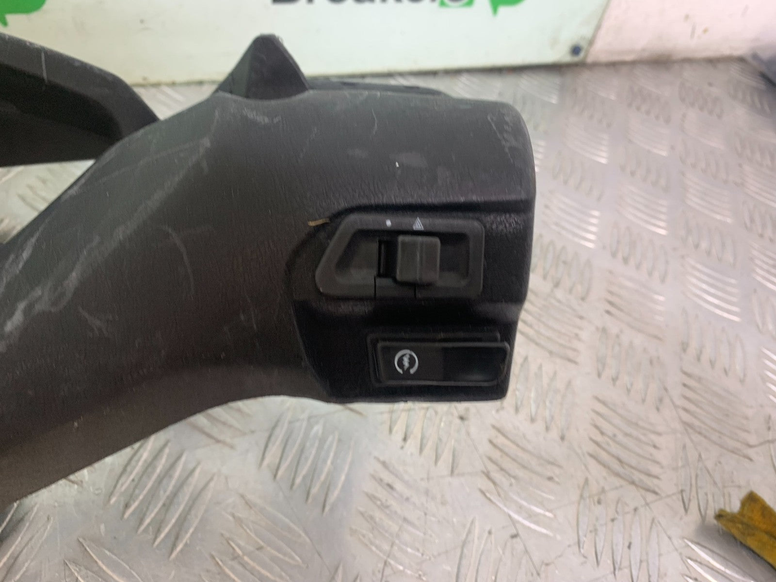 YAMAHA XMAX 250 XMAX 250 SWITCH GEARS AND PANEL   YEAR 2006-09 (CMB1201)