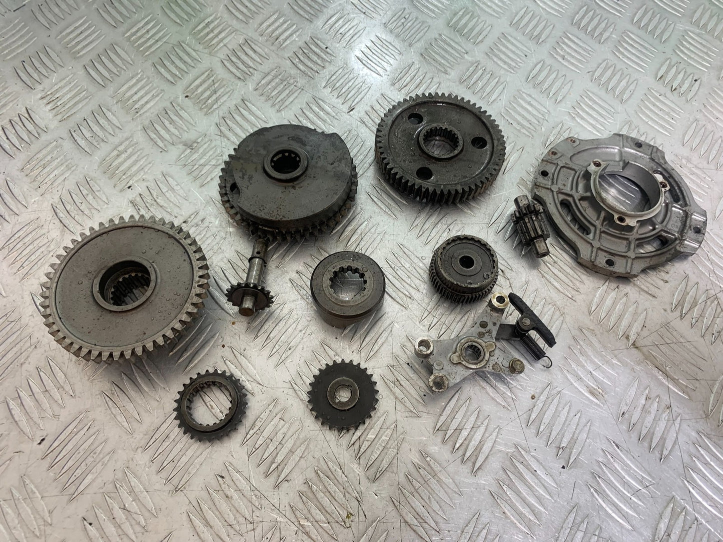 KAWASAKI VN1500 CLASSIC ENGINE GEARS  YEAR 1999 -2006 (CMB1166)