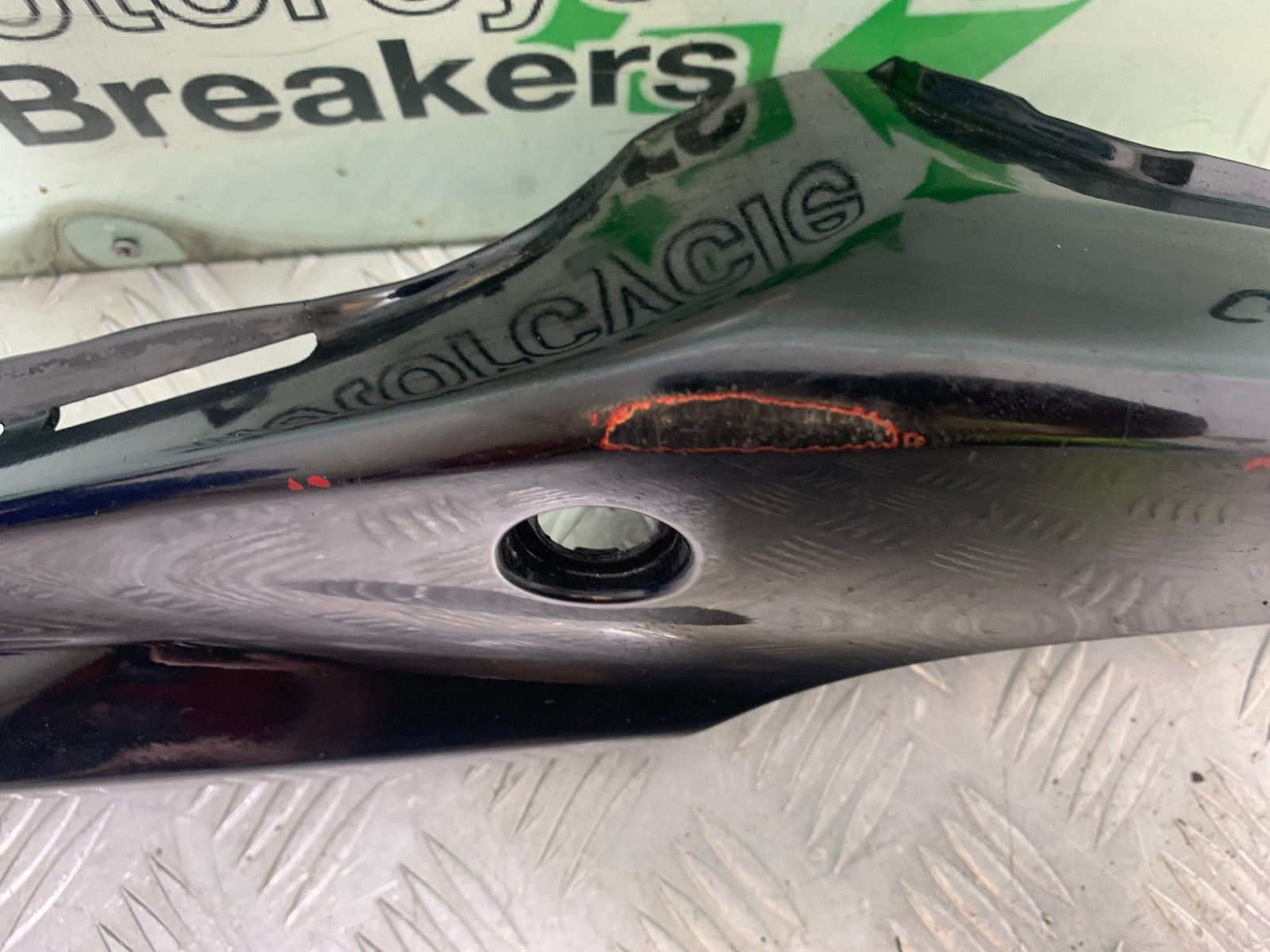 HONDA CB500 F CB500F RIGHT SEAT PANEL YEAR 2013-2015  (CMB1235)