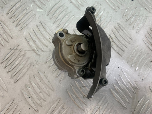 APRILIA 650 PAGASO STRADA OIL PUMP  YEAR 2005-2010 (CMB1057)