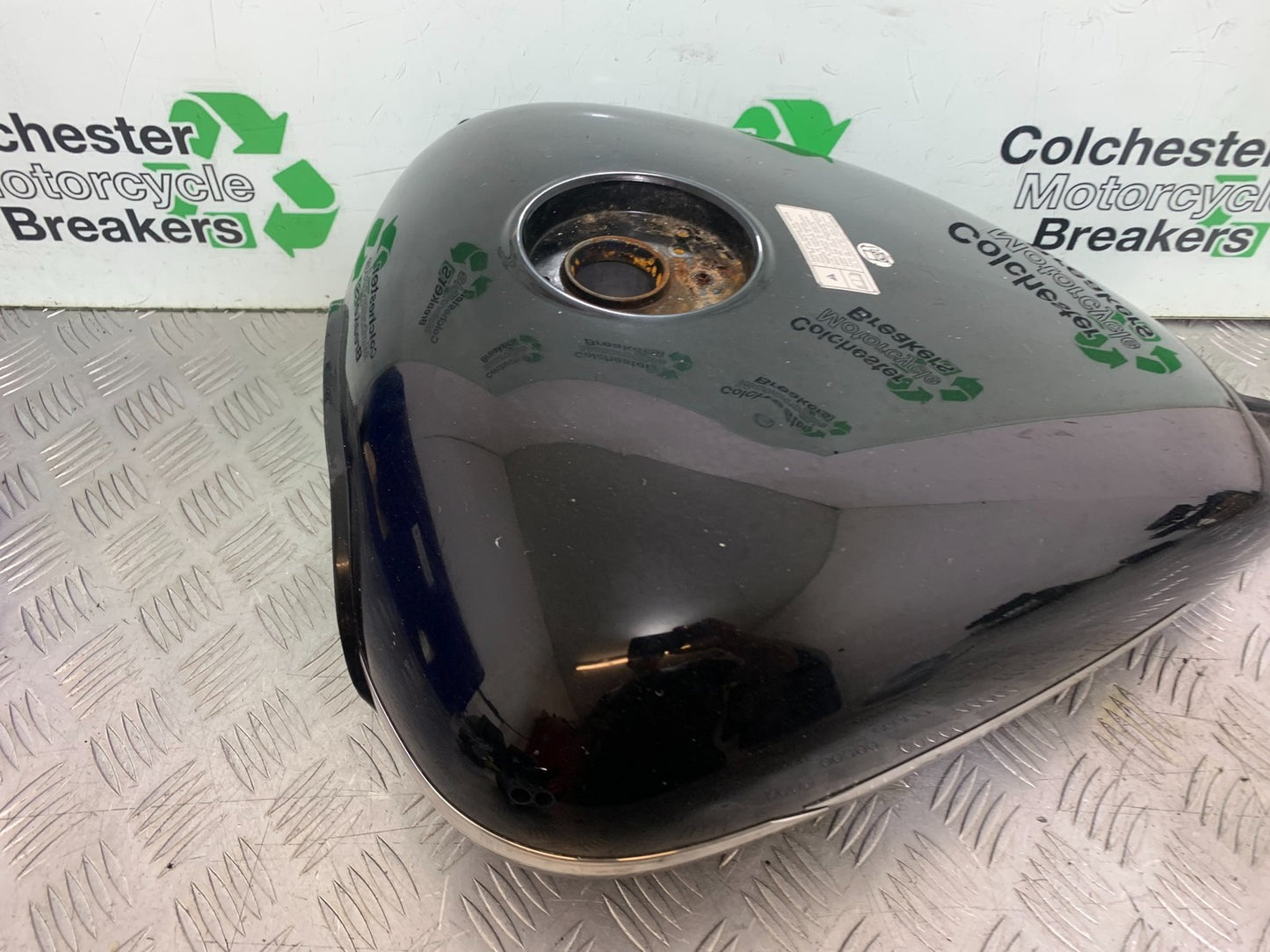 YAMAHA XVS 1300 MIDNIGHT STAR PETROL TANK  YEAR 2007-16 (CMB1200)