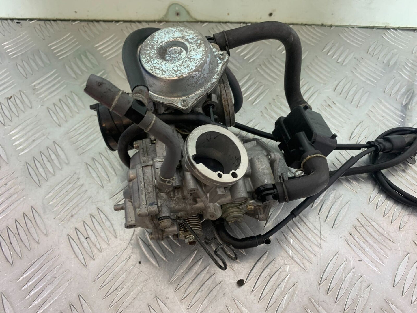 HONDA VT1100 C SHADOW SPIRIT CARBS   2002-2003 (CMB1035)