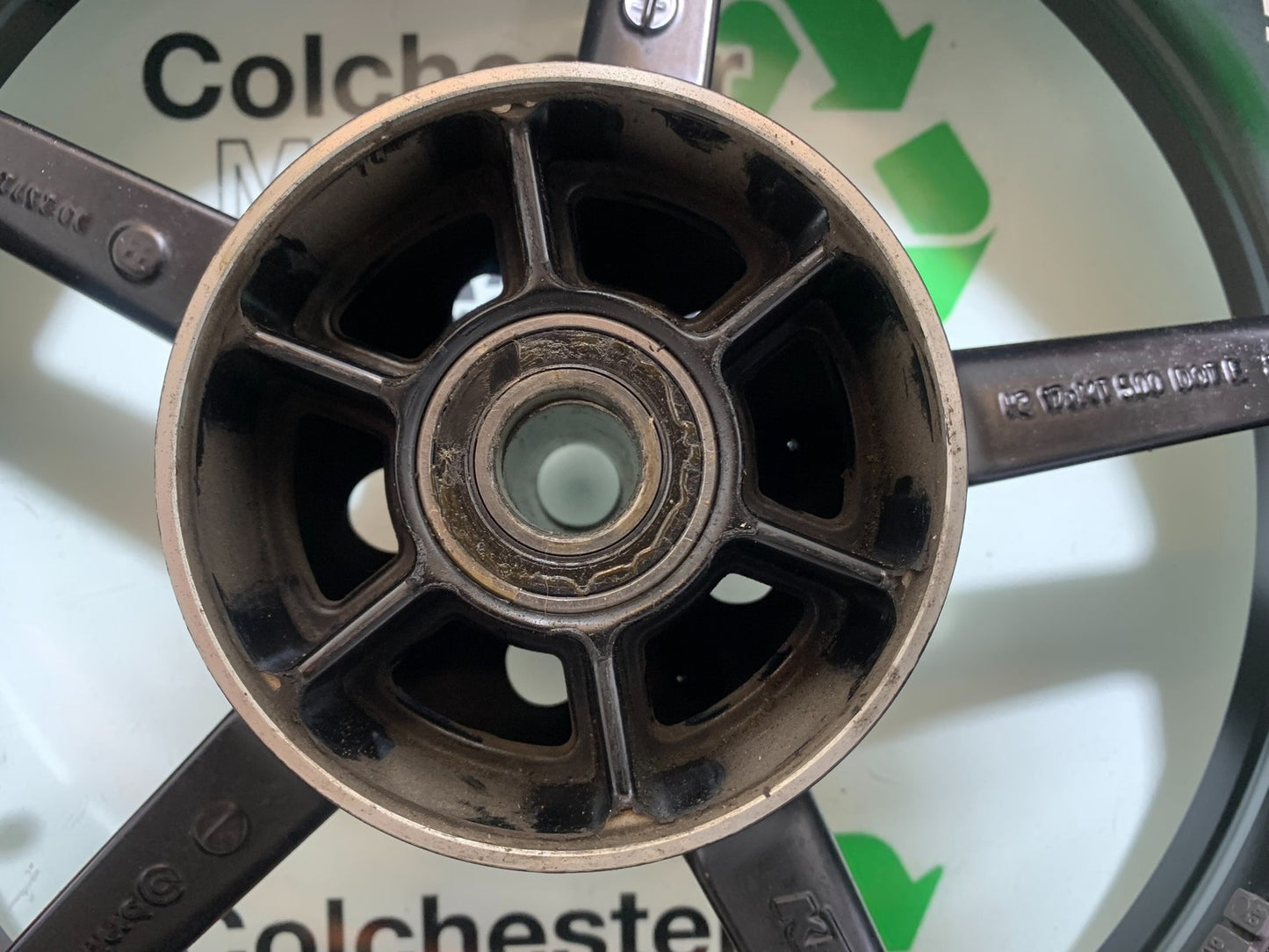 KTM 690 DUKE R LC4 REAR WHEEL YEAR 2012-2015  (CMB1180)