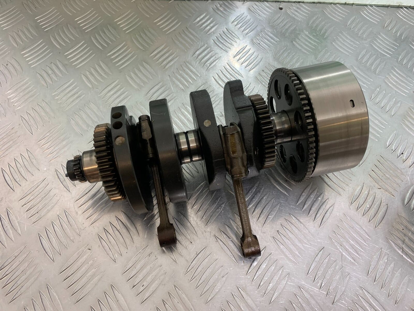 KAWASAKI NINJA 650 CRANKSHAFT  YEAR 2017-2019 (CMB1018)