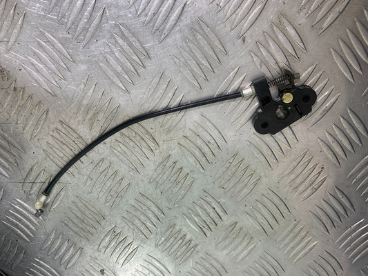 KAWASAKI ZX9R ZX9 E1 SEAT CATCH AND CABLE  YEAR 2000-01 (CMB1171)