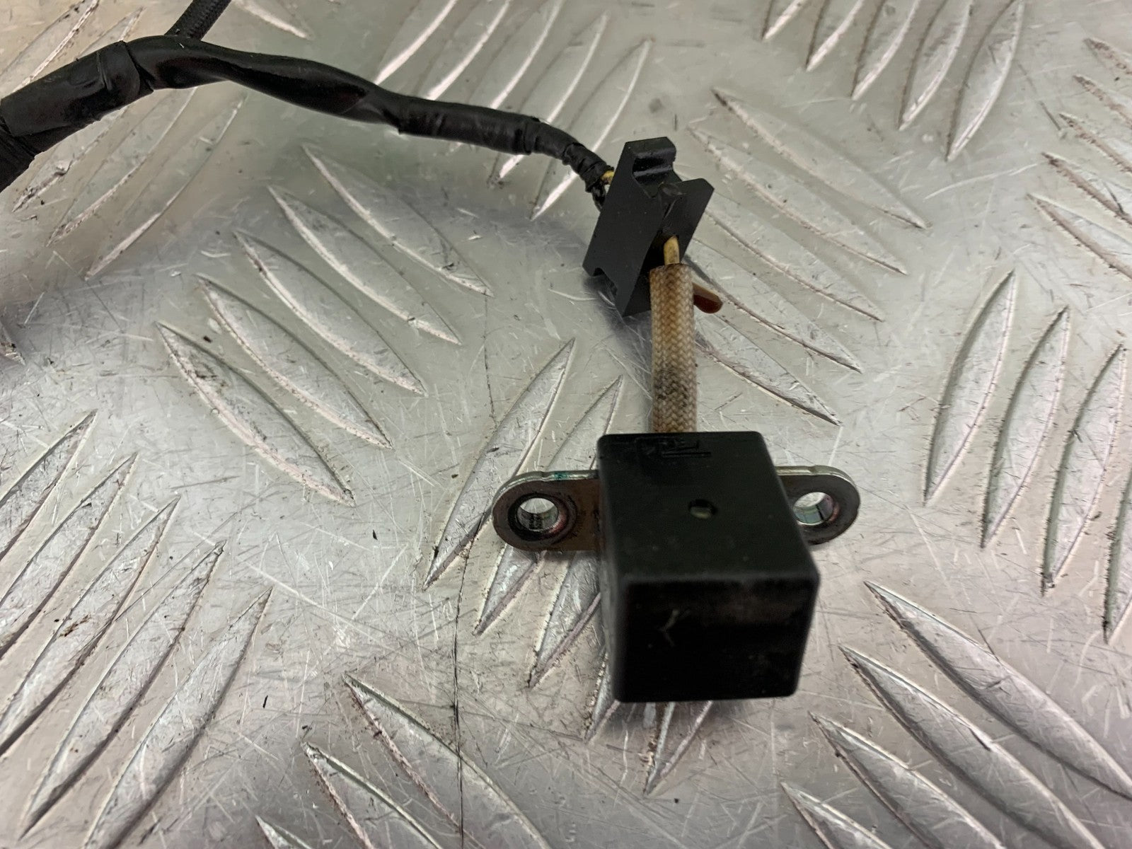 KAWASAKI NINJA 650 IGNITION PICK UP PULSE COIL YEAR 2017-2019