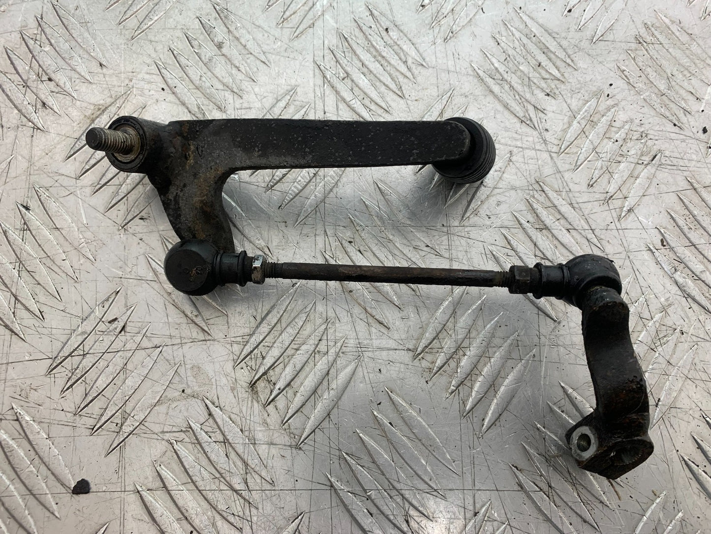 HONDA NT650 V DEAUVILLE GEAR LEVER YEAR 1999 (CMB1268)