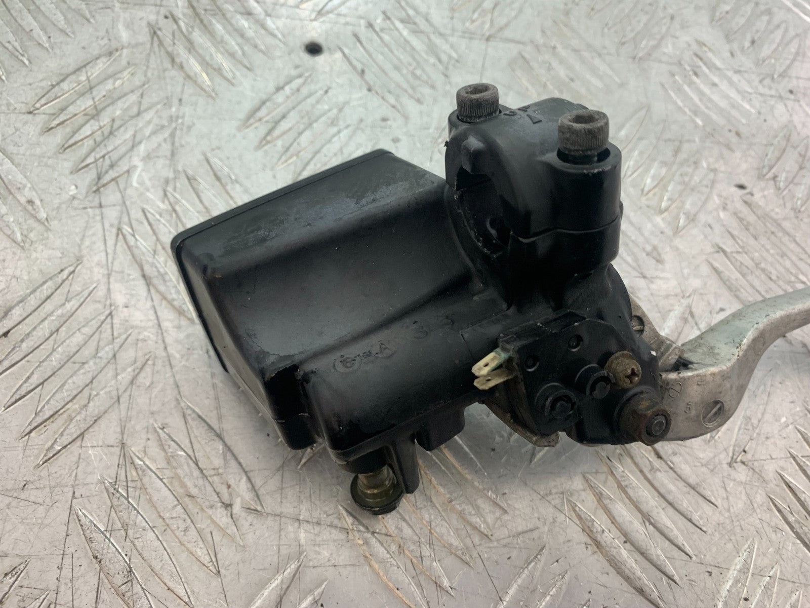 KAWASAKI Z750 Z 750 FRONT BRAKE MASTER CYLINDER  YEAR 2004-2006  (CMB1234)