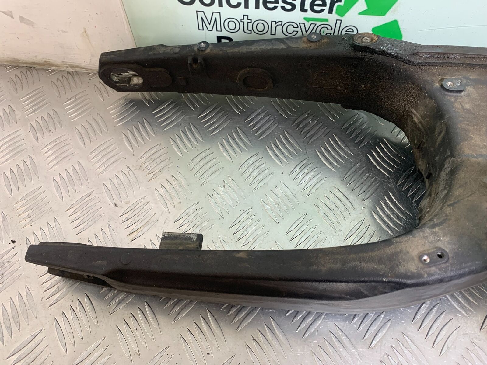 HONDA CRF1000 (DCT) AFRICA TWIN SWINGARM  YEAR 2017 (CMB1030)