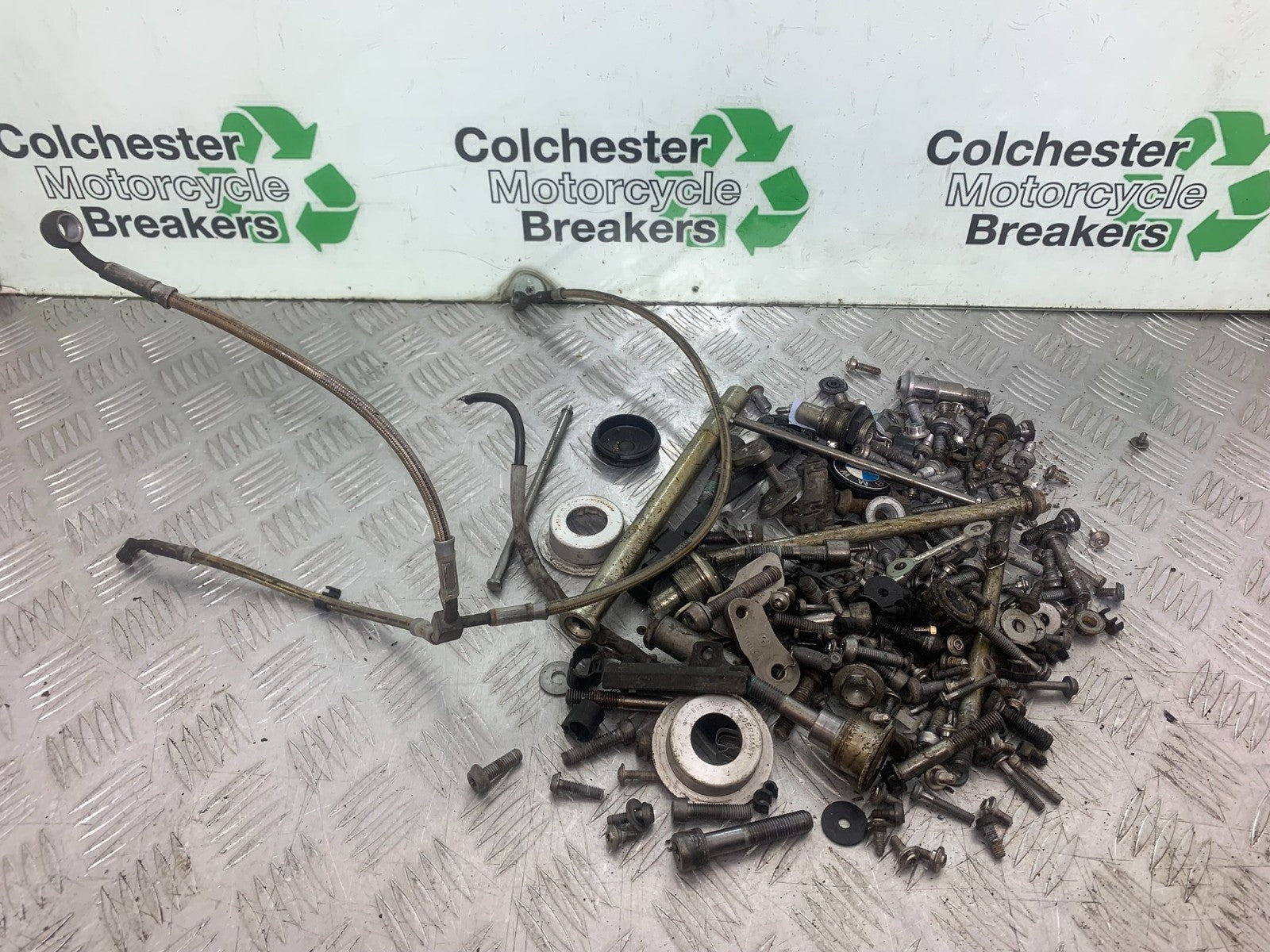 BMW R1200 R 1200 GS NUTS AND BOLTS   YEAR 2013-2016 (CMB1257)