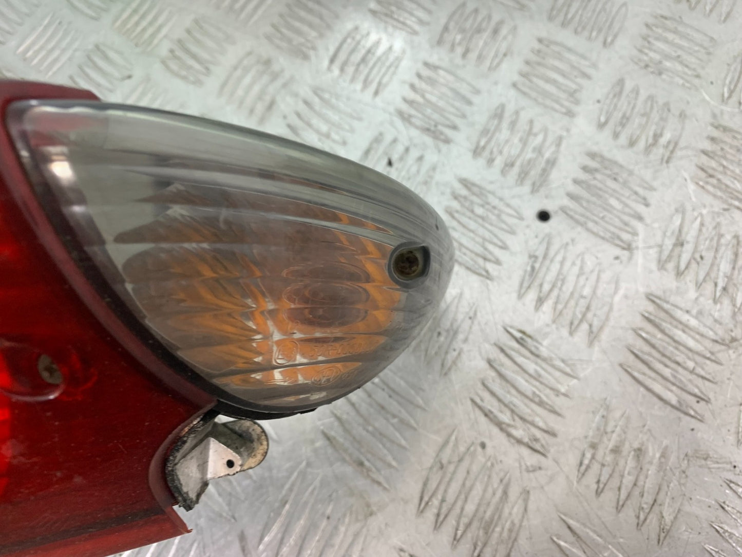 HONDA CBF600 CBF 600 REAR LIGHT YEAR 2004-07  (CMB1305)