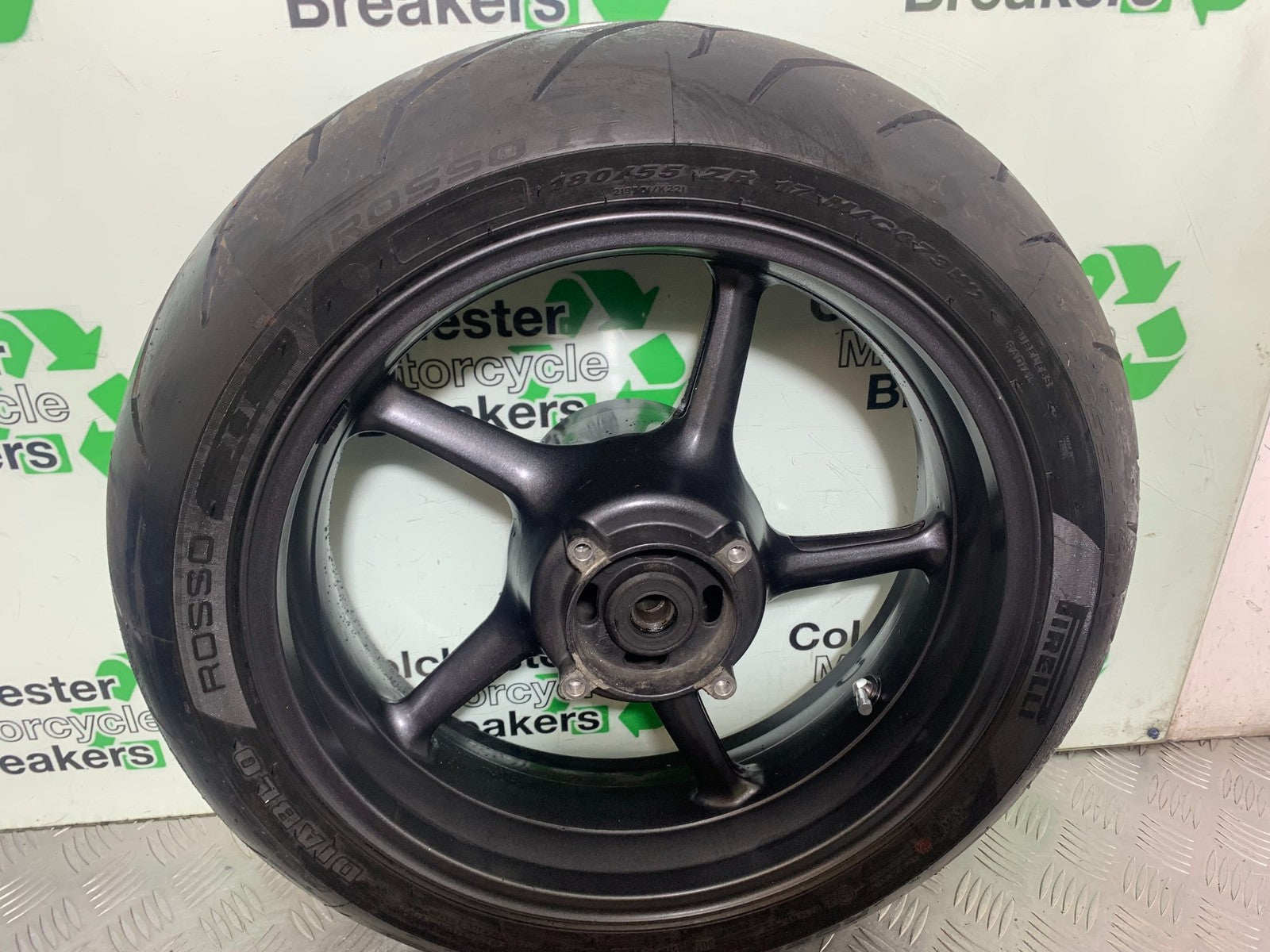 TRIUMPH 675 STREET TRIPLE R REAR WHEEL  YEAR 2013 - 2016 (CMB1221)