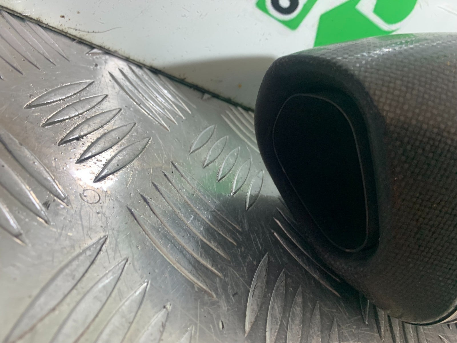 APRILIA RSV4 FACTORY AKRAPOVIC FULL EXHAUST SYSTEM  YEAR 2009-2012(CMB1224)