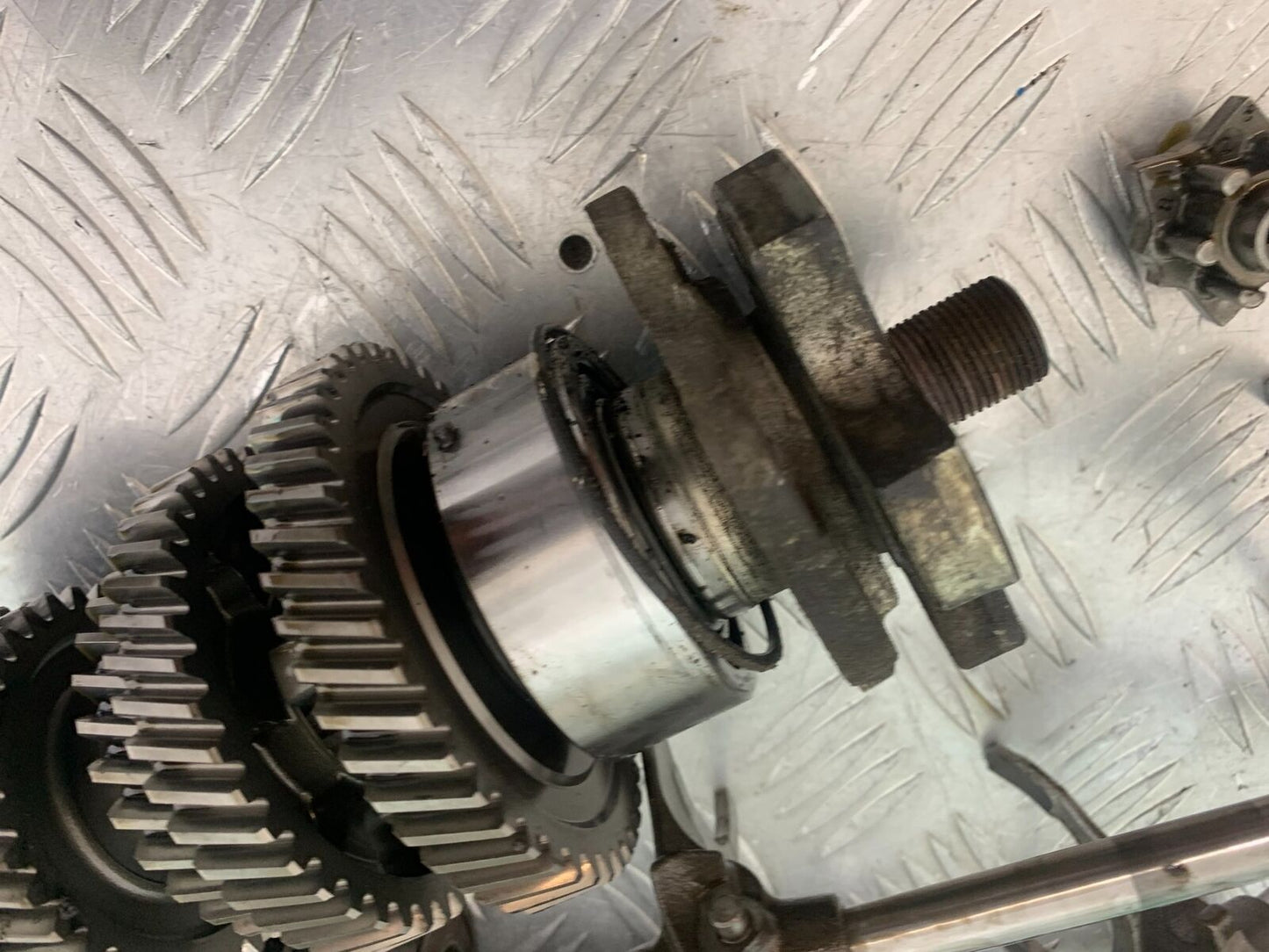 TRIUMPH THUNDERBIRD 1600 GEARBOX GEAR BOX   YEAR 2011 (CMB1107)