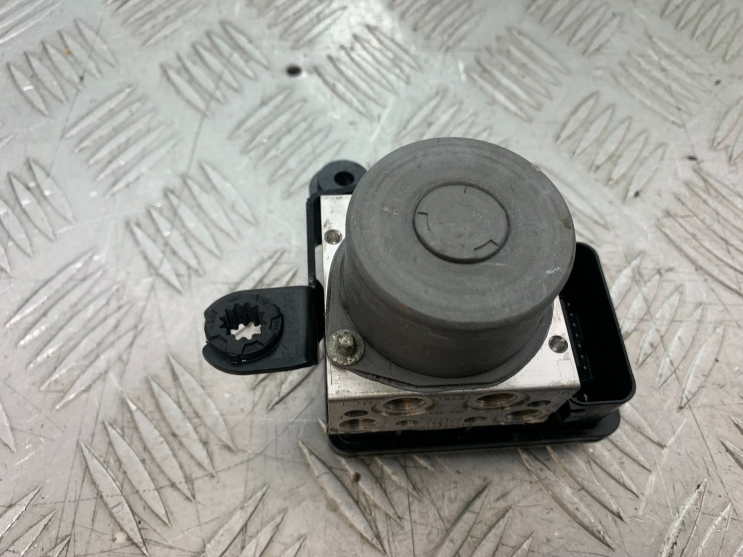 KTM 1290 SUPER DUKE R ABS PUMP YEAR 2020-2024 (CMB1272)
