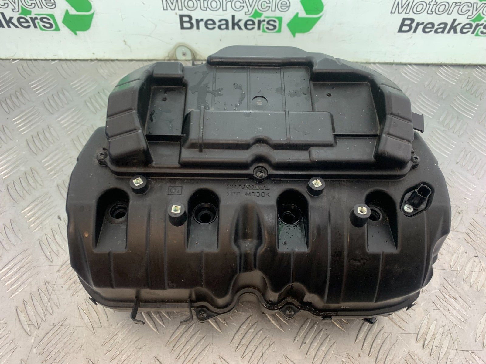 HONDA CBR1000 rr FIREBLADE AIRBOX  YEAR 2012-2016 (CMB1198)