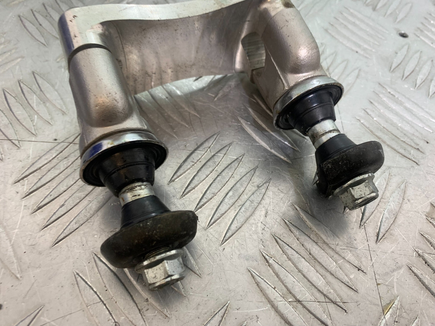 SUZUKI GSF1200  GSF 1200 BANDIT HANDLEBAR RISERS YEAR 1997-2000 (CMB1149)