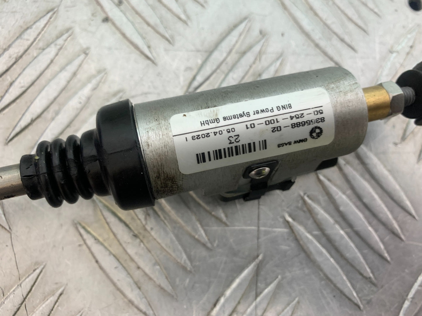 BMW M1000 R QUICKSHIFTER  YEAR 2023-2024 (CMB1140)
