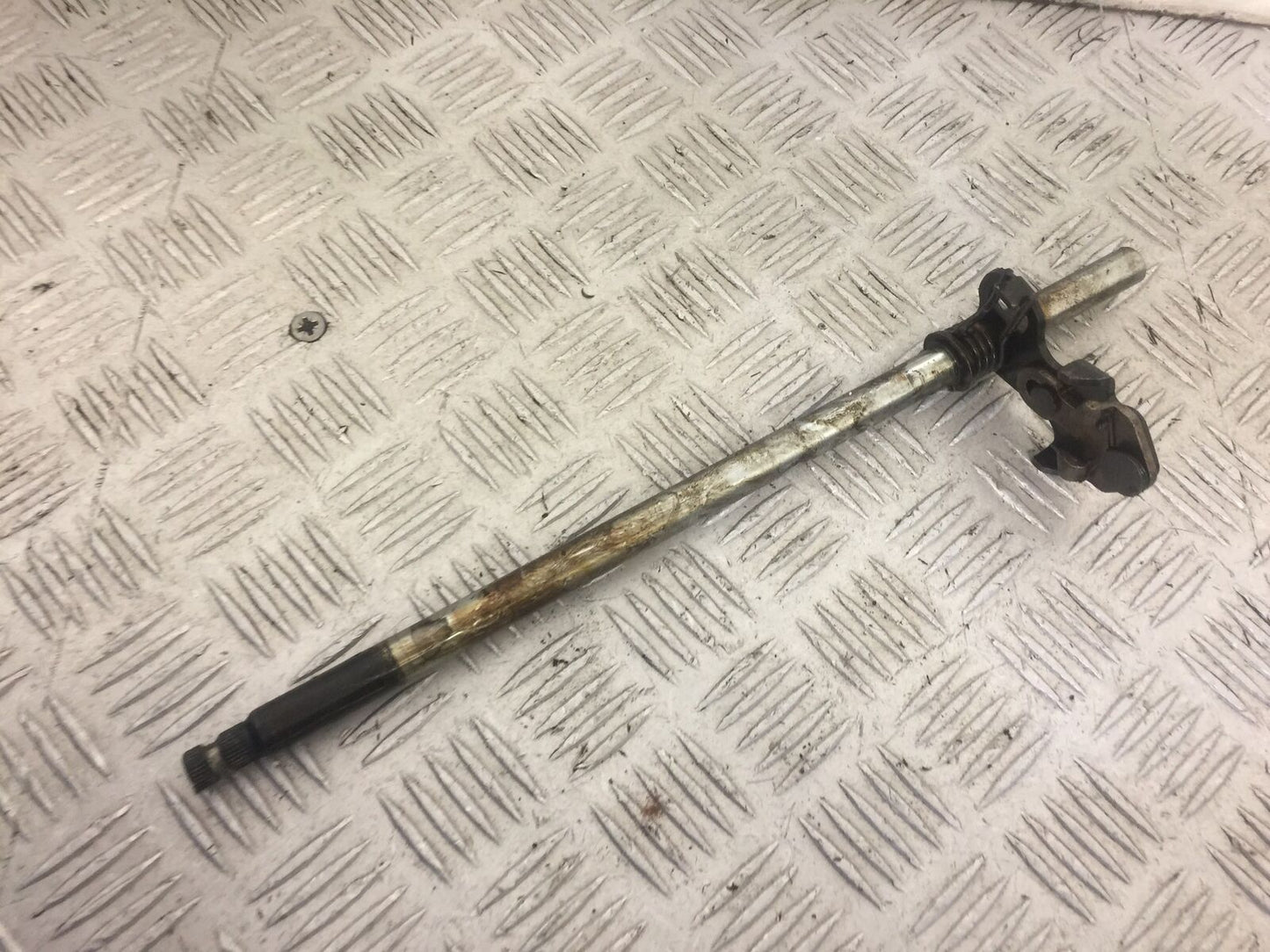 HONDA CBR1100 BLACKBIRD GEAR SHAFT  YEAR 2000-07 (STOCK 522)