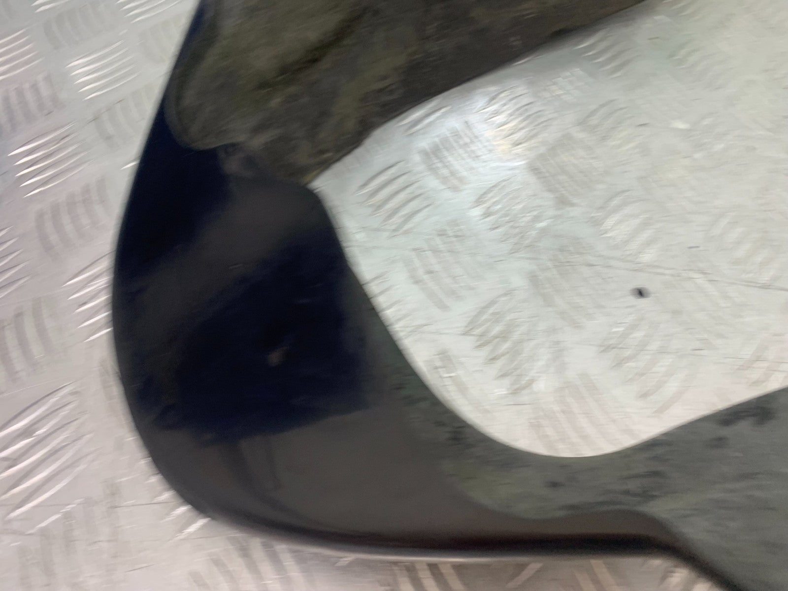 KAWASAKI Z750 Z 750 BELLY PAN  YEAR 2004-2006  (CMB1234)