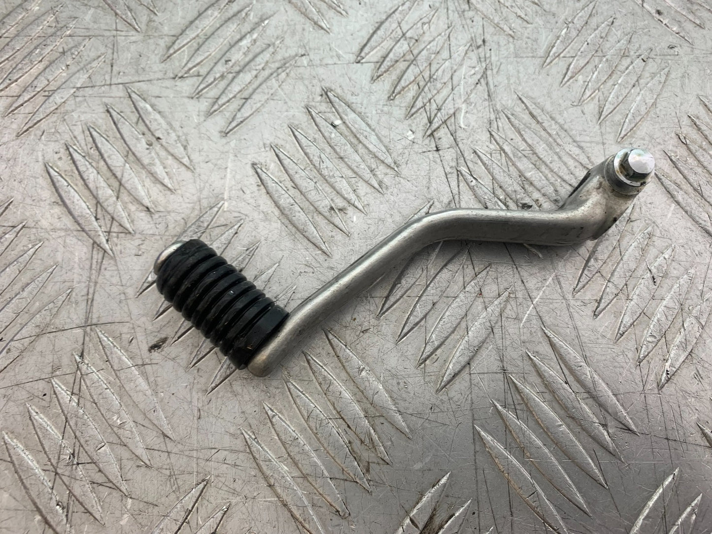 HONDA CBR1100 BLACKBIRD GEAR LEVER  YEAR 1999-2005 (CMB1232)