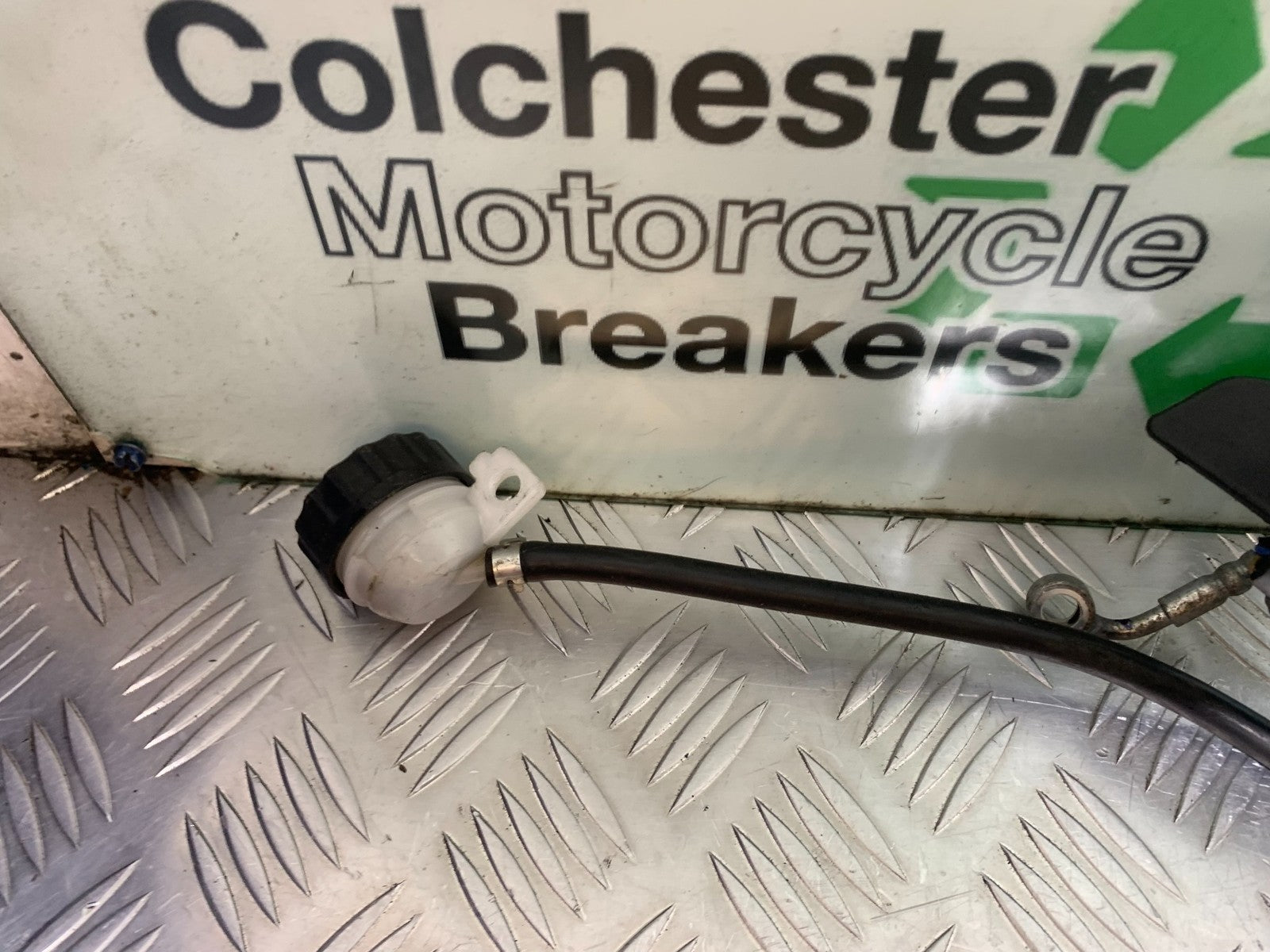 KTM DUKE 390 FRONT RIGHT HANGER YEAR 2017- 2023 (CMB1314)