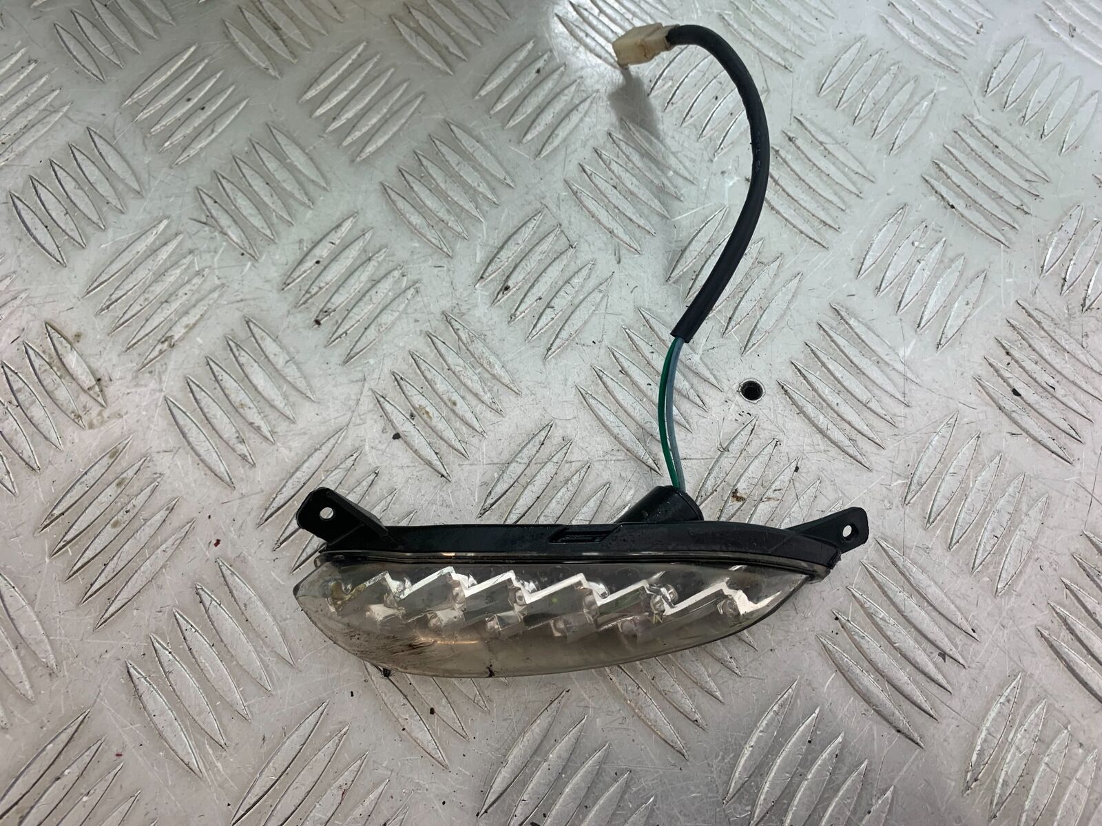LEXMOTO MATADOR 125 JJ125T-17 FRONT INDICATOR    (CMB1115)
