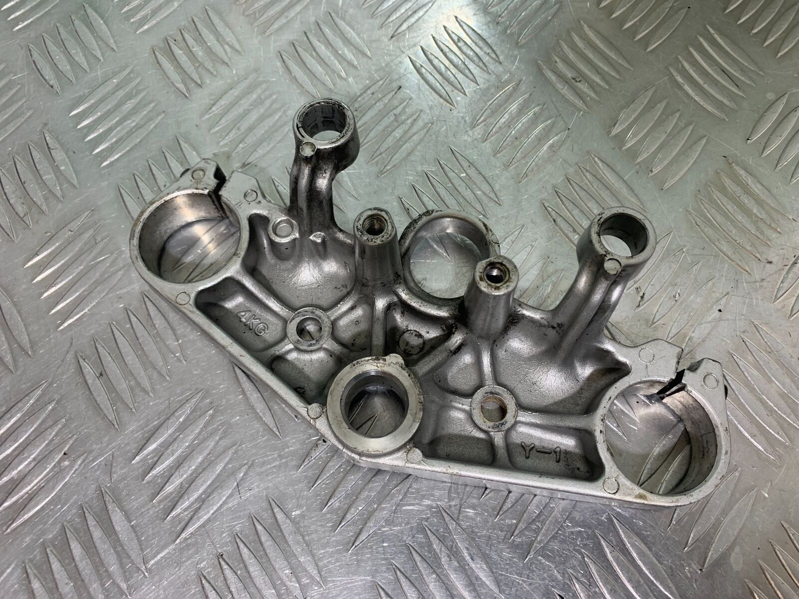 YAMAHA XJR1300 XJR 1300 TOP YOKE  YEAR 1999-2003 (CMB1055)