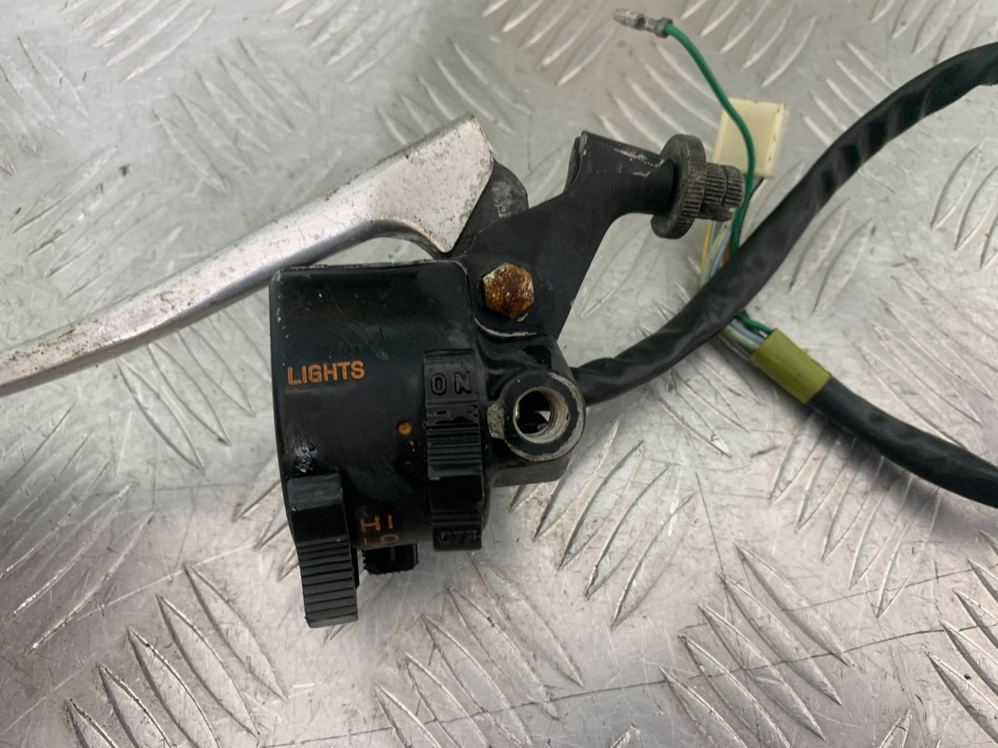SUZUKI GP100 GP 100 LEFT SWITCH GEAR   YEAR 1978-1988 (CMB1259)