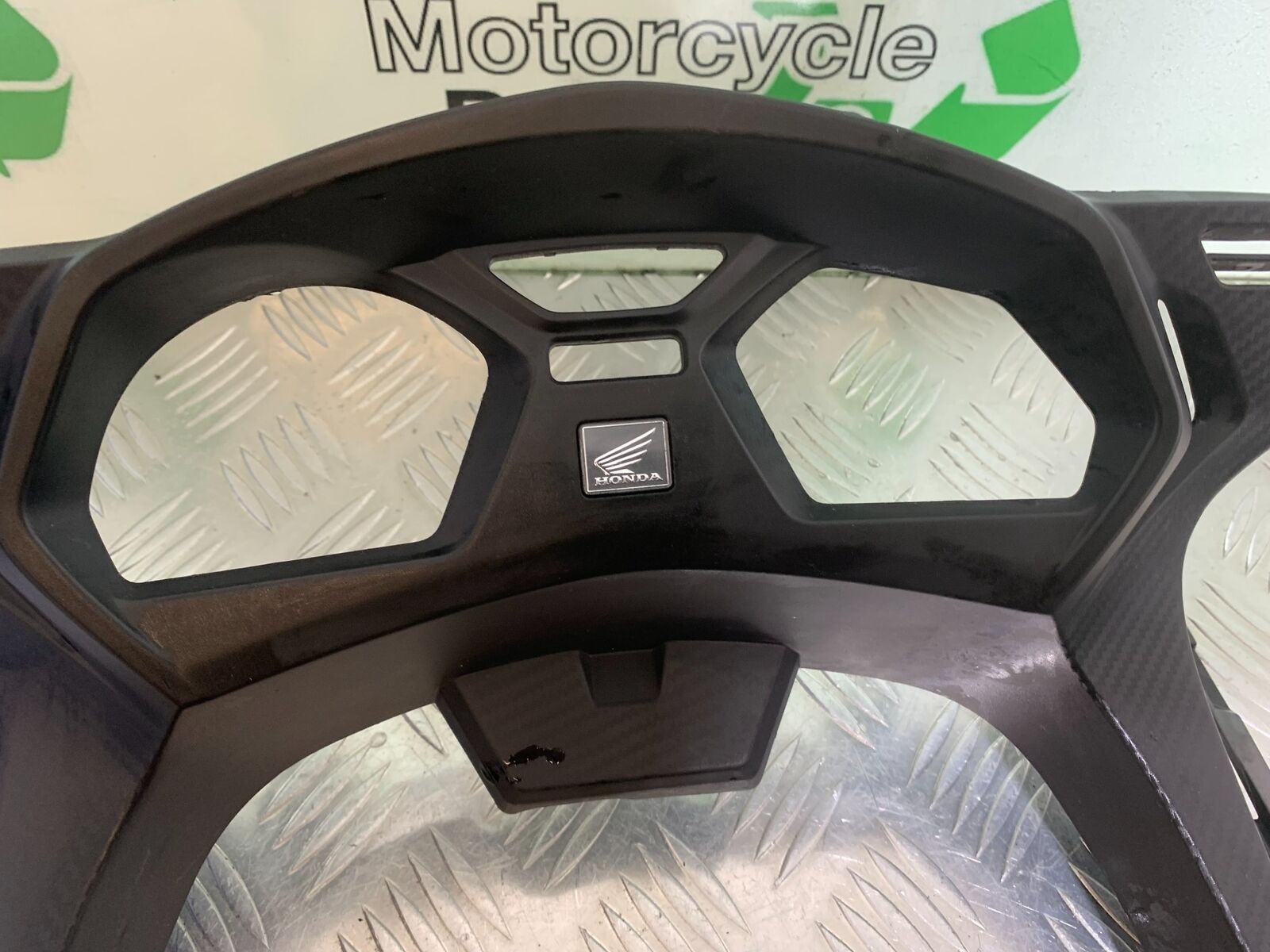 HONDA CBR650 F CBR 650F CLOCK SURROUND  YEAR 2014-2017  (STOCK 998)