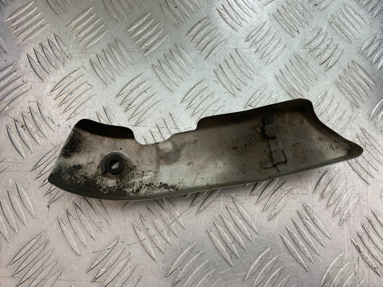 TRIUMPH 1050 SPRINT ST EXHAUST SHIELD  2003-2011 (CMB1285)
