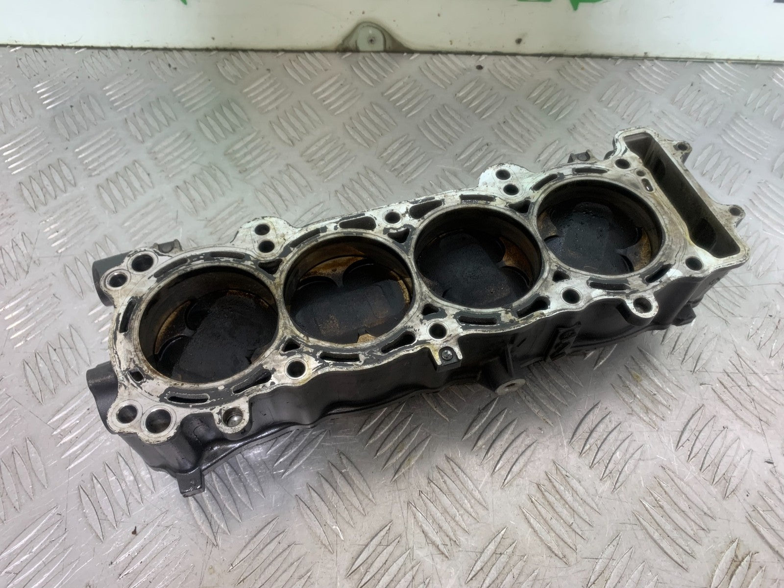 HONDA CBR1000 rr FIREBLADE BARRELS AND PISTONS  2008-2011 (CMB1253)